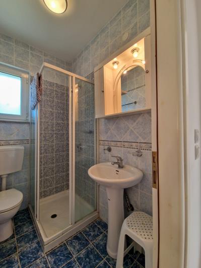 Image No.29-2 Bed House for sale