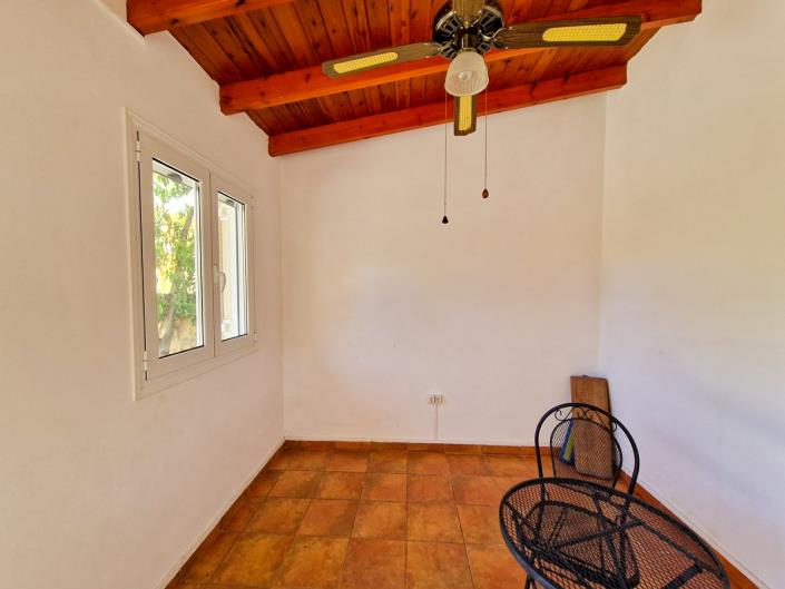 Image No.38-2 Bed House for sale