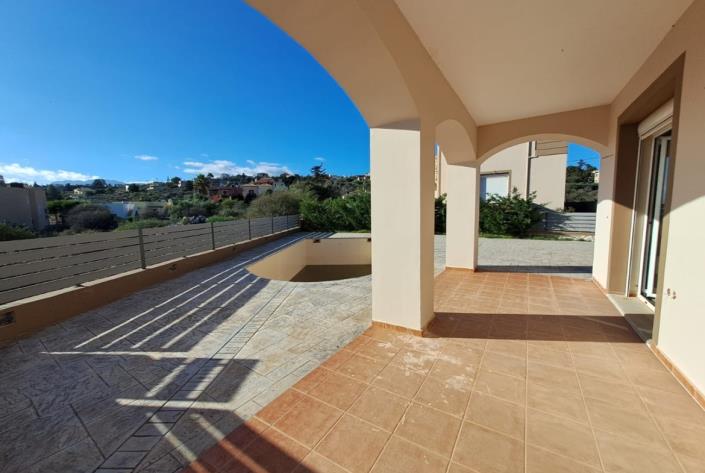 Image No.3-3 Bed Villa for sale