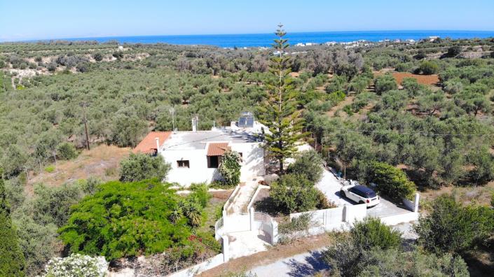 Image No.1-3 Bed Villa for sale
