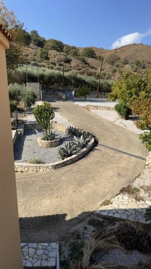 Image No.26-5 Bed Villa for sale