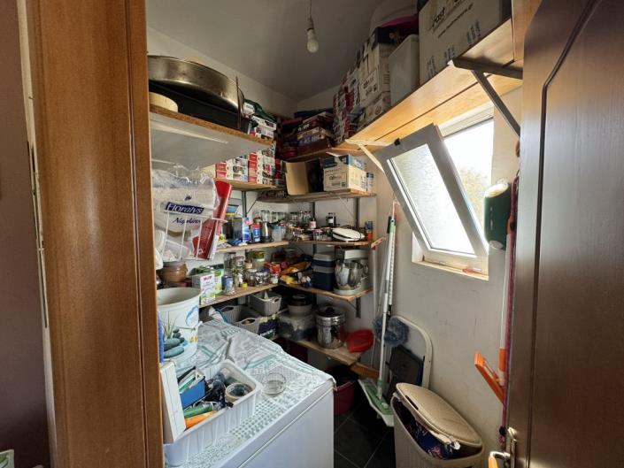 Image No.38-3 Bed House for sale