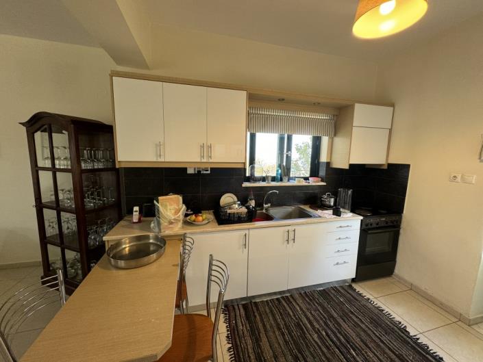 Image No.21-3 Bed Maisonette for sale