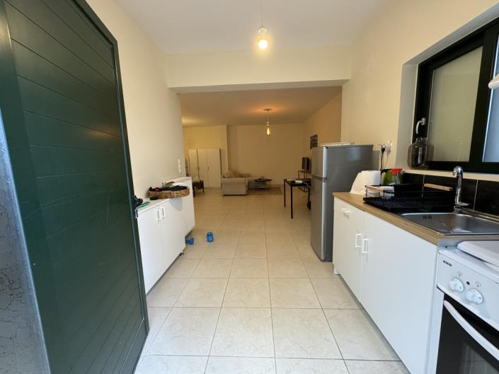 Image No.36-3 Bed Maisonette for sale