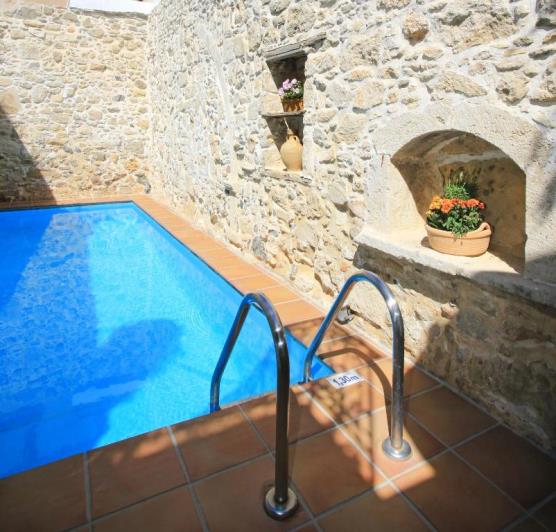 Image No.5-2 Bed House for sale