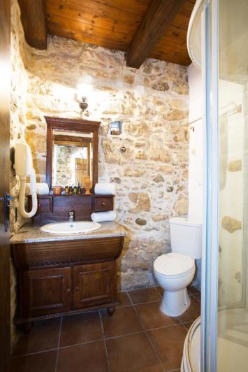 Image No.8-2 Bed House for sale