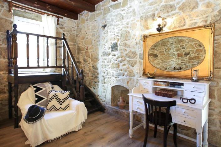 Image No.10-2 Bed House for sale