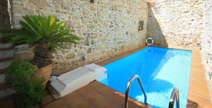 Image No.36-2 Bed House for sale