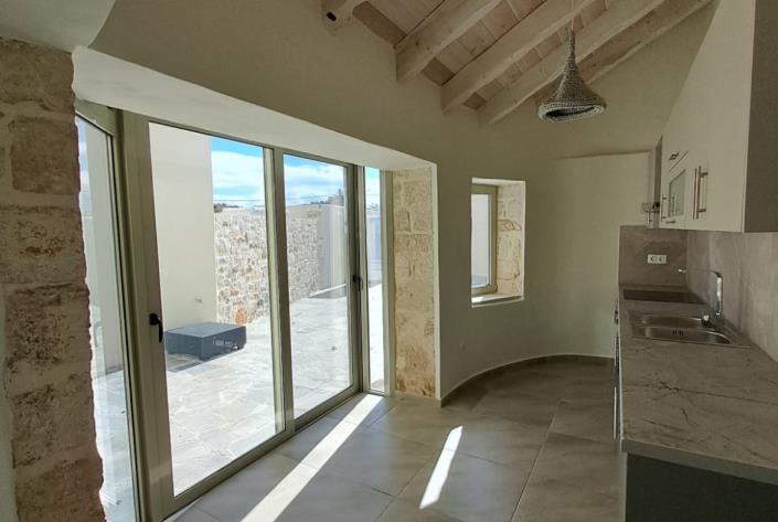 Image No.9-3 Bed House for sale