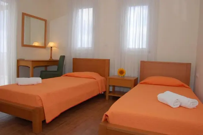 Image No.10-4 Bed Villa for sale