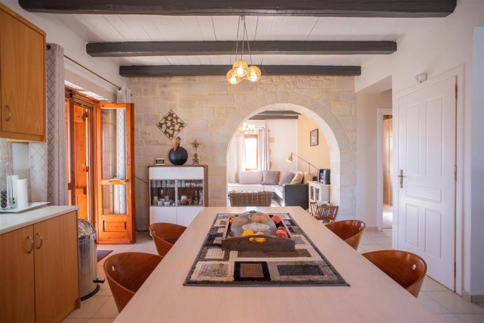 Image No.5-5 Bed Villa for sale