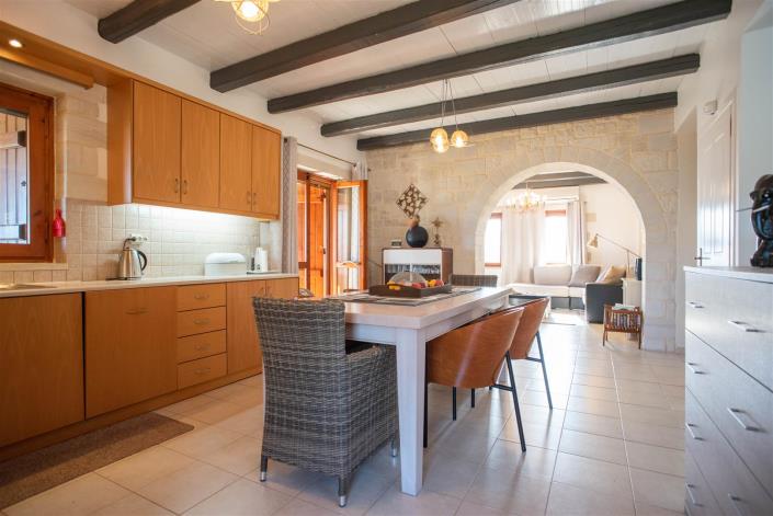 Image No.17-5 Bed Villa for sale