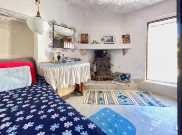 Image No.15-2 Bed House for sale