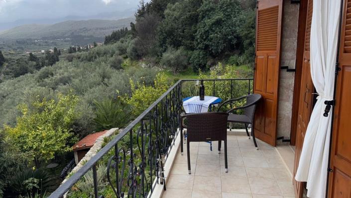 Image No.3-2 Bed House for sale