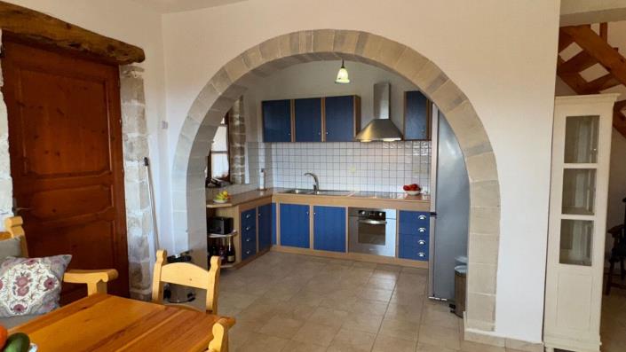 Image No.12-2 Bed House for sale