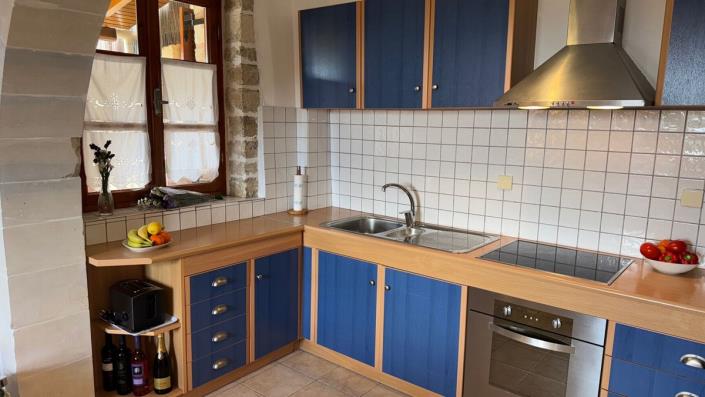 Image No.15-2 Bed House for sale