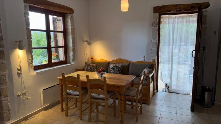 Image No.17-2 Bed House for sale