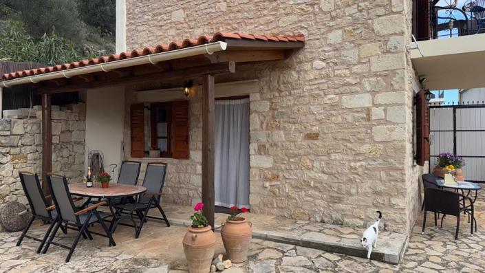 Image No.19-2 Bed House for sale