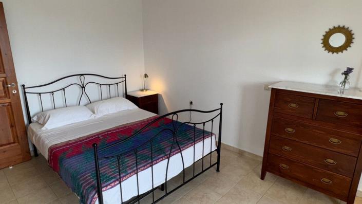 Image No.32-2 Bed House for sale