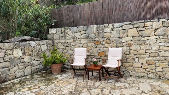 Image No.35-2 Bed House for sale