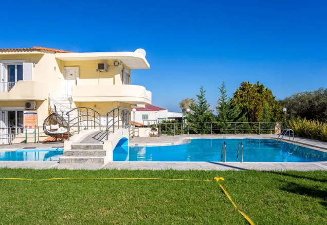 Image No.5-5 Bed Villa for sale