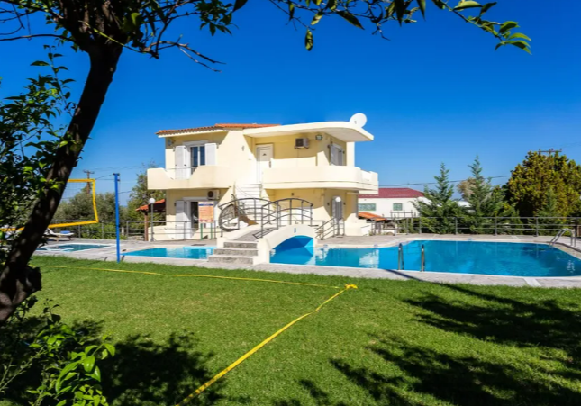 Image No.8-5 Bed Villa for sale