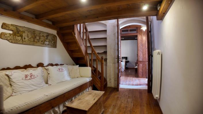 Image No.10-3 Bed House for sale