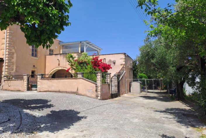 Image No.2-3 Bed Villa for sale