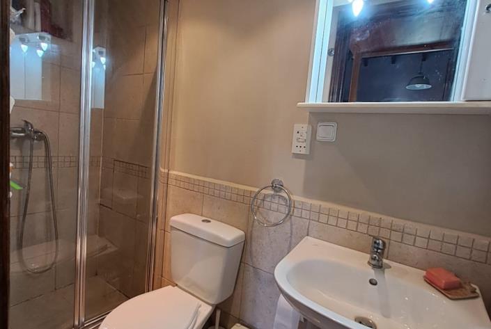 Image No.36-3 Bed Villa for sale