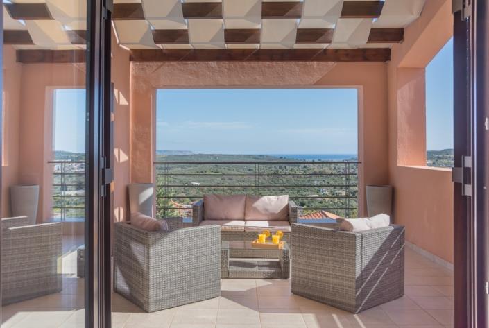 Image No.1-4 Bed Villa for sale