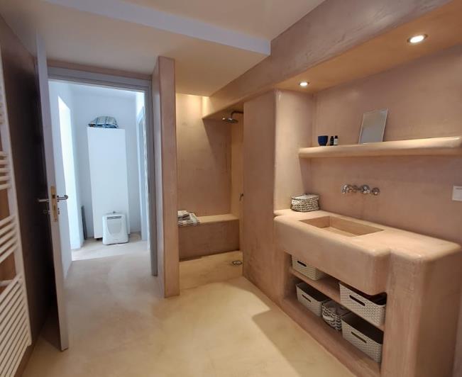 Image No.32-5 Bed House for sale