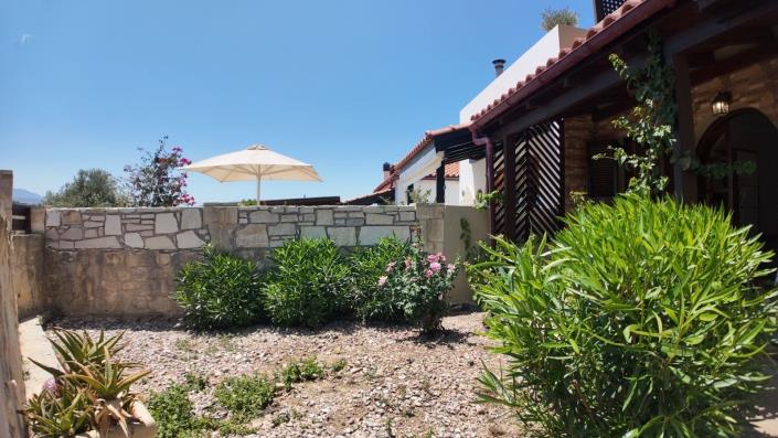 Image No.17-2 Bed House for sale