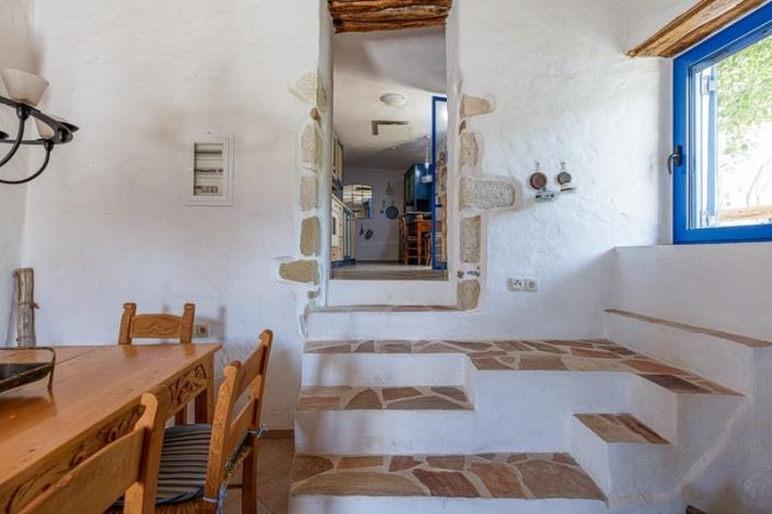 Image No.4-3 Bed House for sale