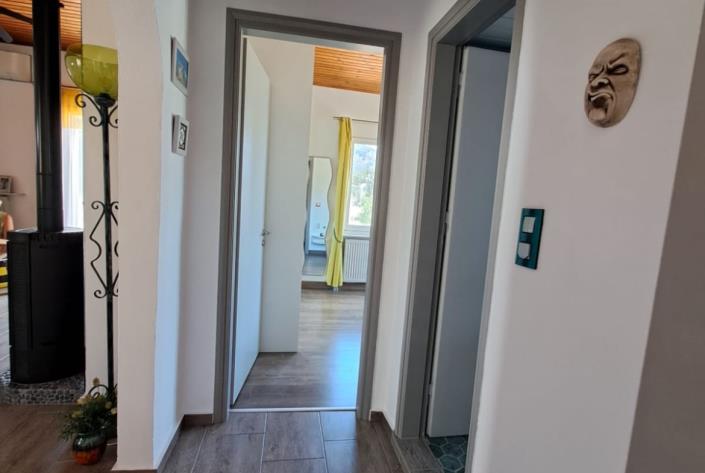 Image No.12-3 Bed House for sale