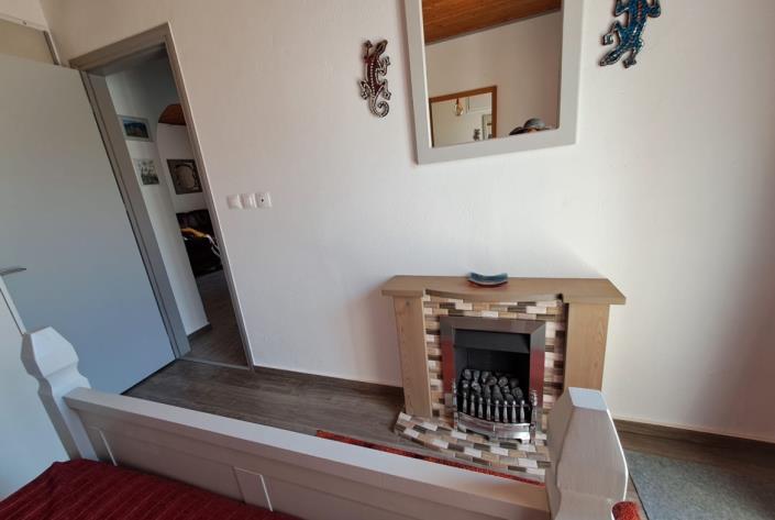 Image No.21-3 Bed House for sale