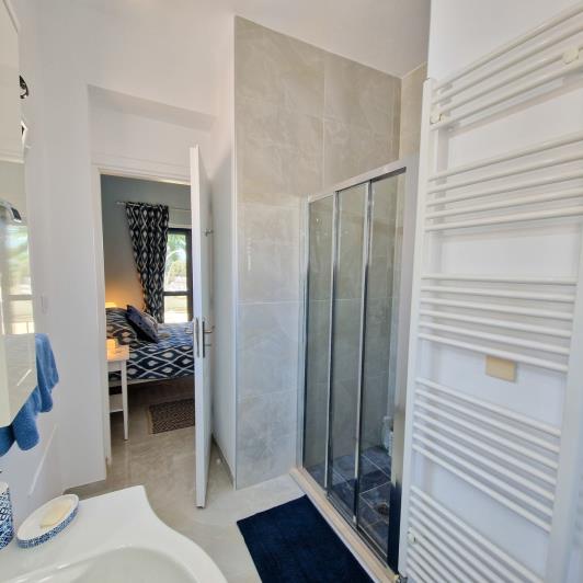 Image No.16-2 Bed Villa for sale