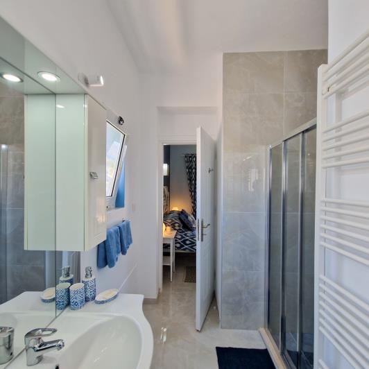 Image No.17-2 Bed Villa for sale