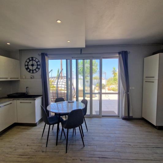 Image No.33-2 Bed Villa for sale