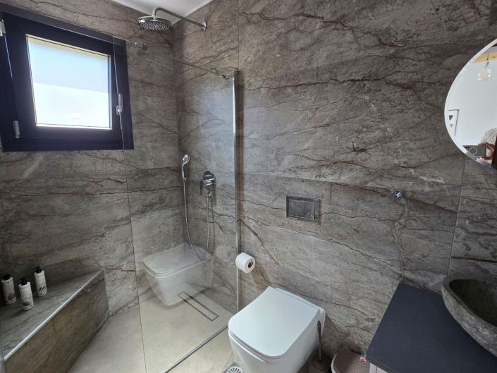 Image No.14-2 Bed Villa for sale