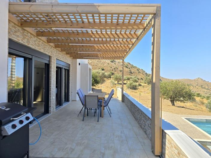 Image No.17-2 Bed Villa for sale