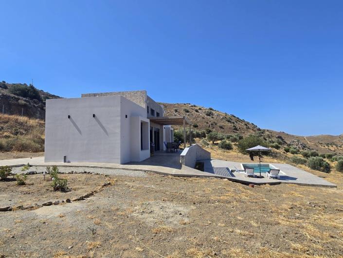 Image No.20-2 Bed Villa for sale