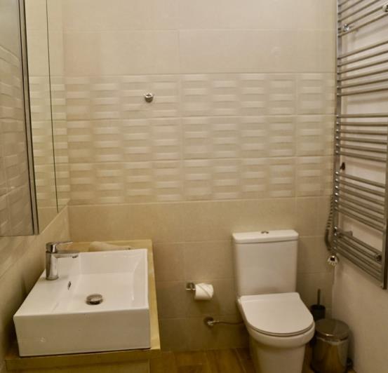 Image No.19-2 Bed House for sale