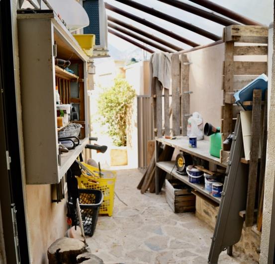 Image No.38-2 Bed House for sale