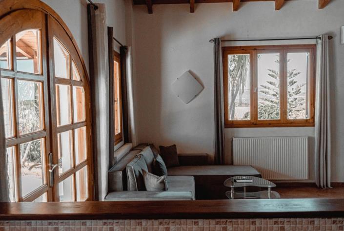 Image No.10-2 Bed Villa for sale