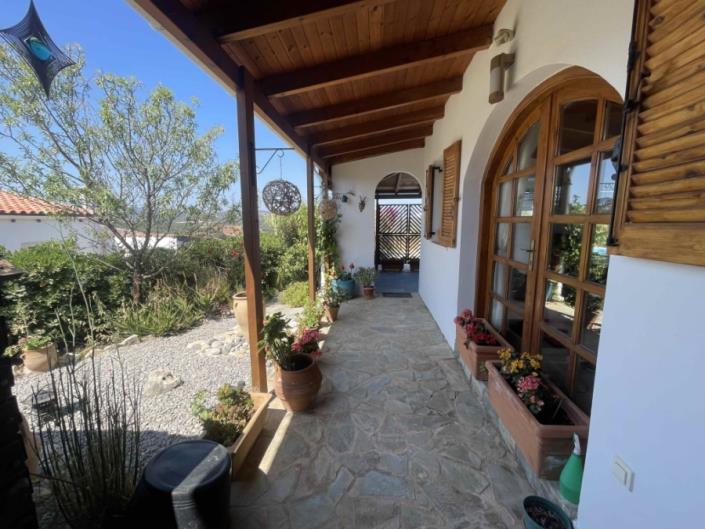 Image No.3-3 Bed Villa for sale