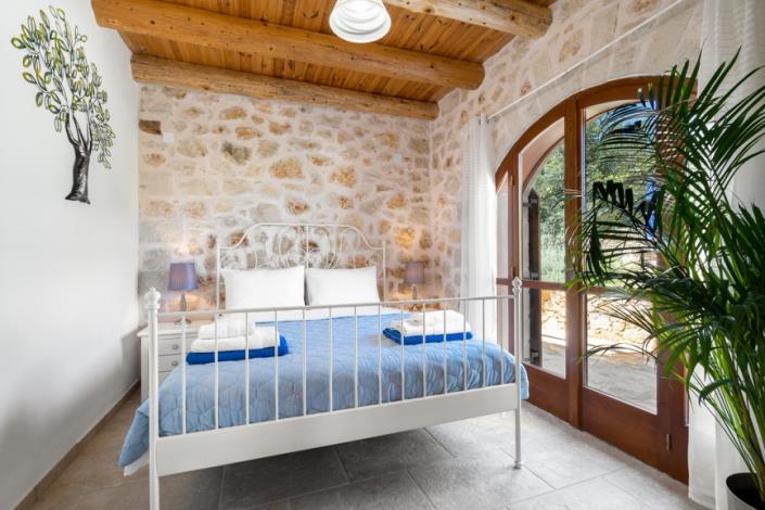 Image No.14-2 Bed Villa for sale