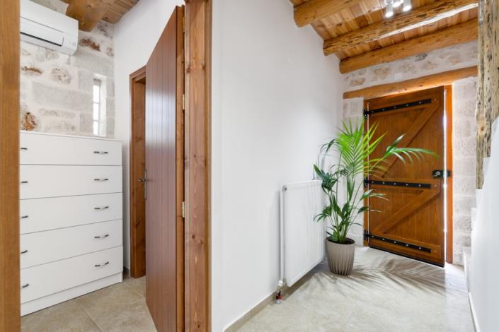 Image No.22-2 Bed Villa for sale