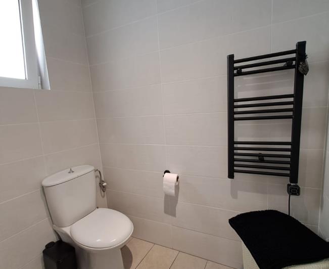 Image No.16-2 Bed Cottage for sale