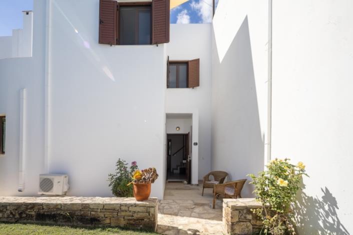 Image No.18-3 Bed Apartment for sale