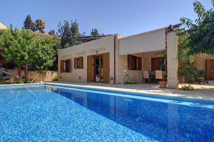 Image No.2-3 Bed Villa for sale